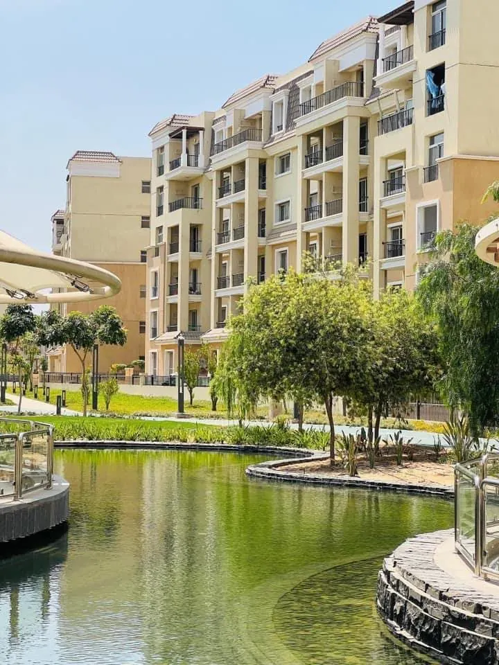 Sarai live water feature